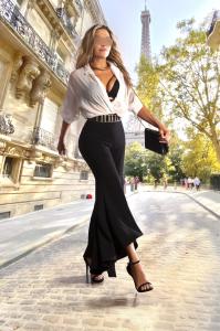664194497: Chica busca chico en Valencia