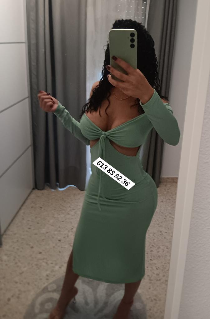 Chica busca chico en Cádiz: 