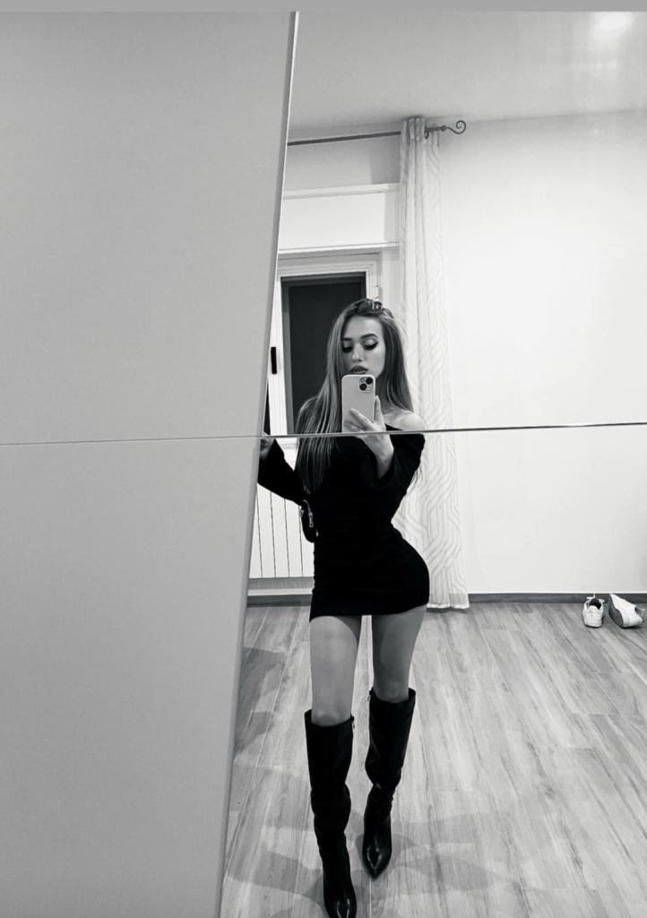684790260: Chica busca chico en Mallorca