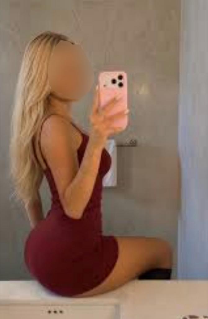 Chica busca chico en Cádiz: 