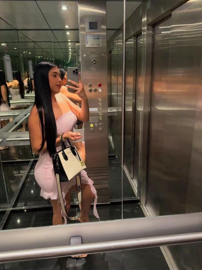 Chica busca chico en Zaragoza: 