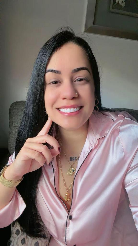 Chica busca chico en Granada: 