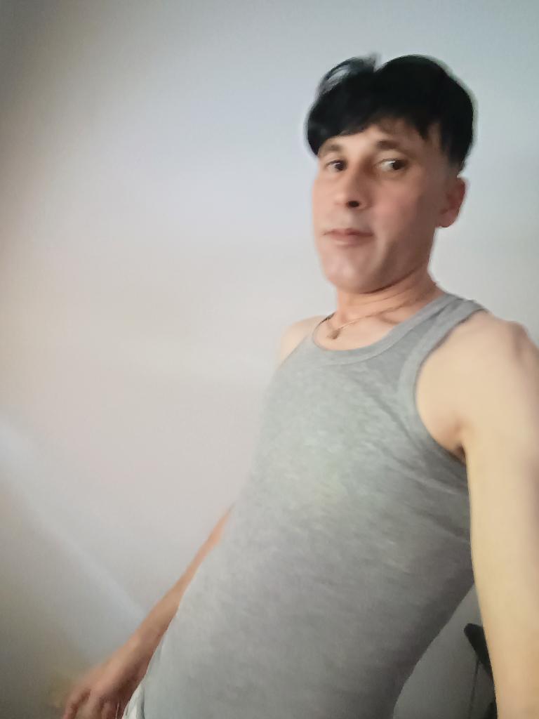 Chico busca chica en Almería: 