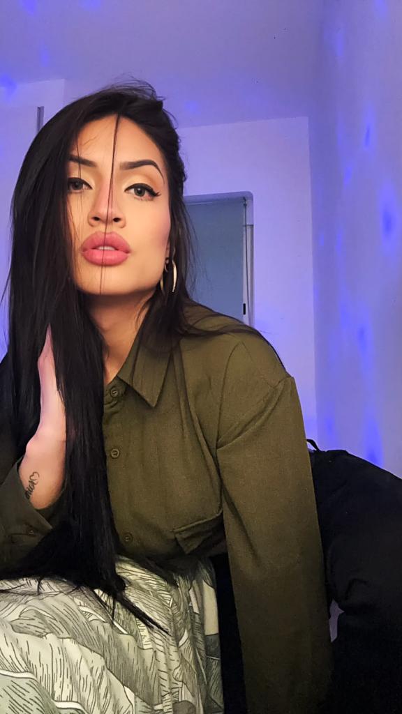 604395281: Travesti en Málaga