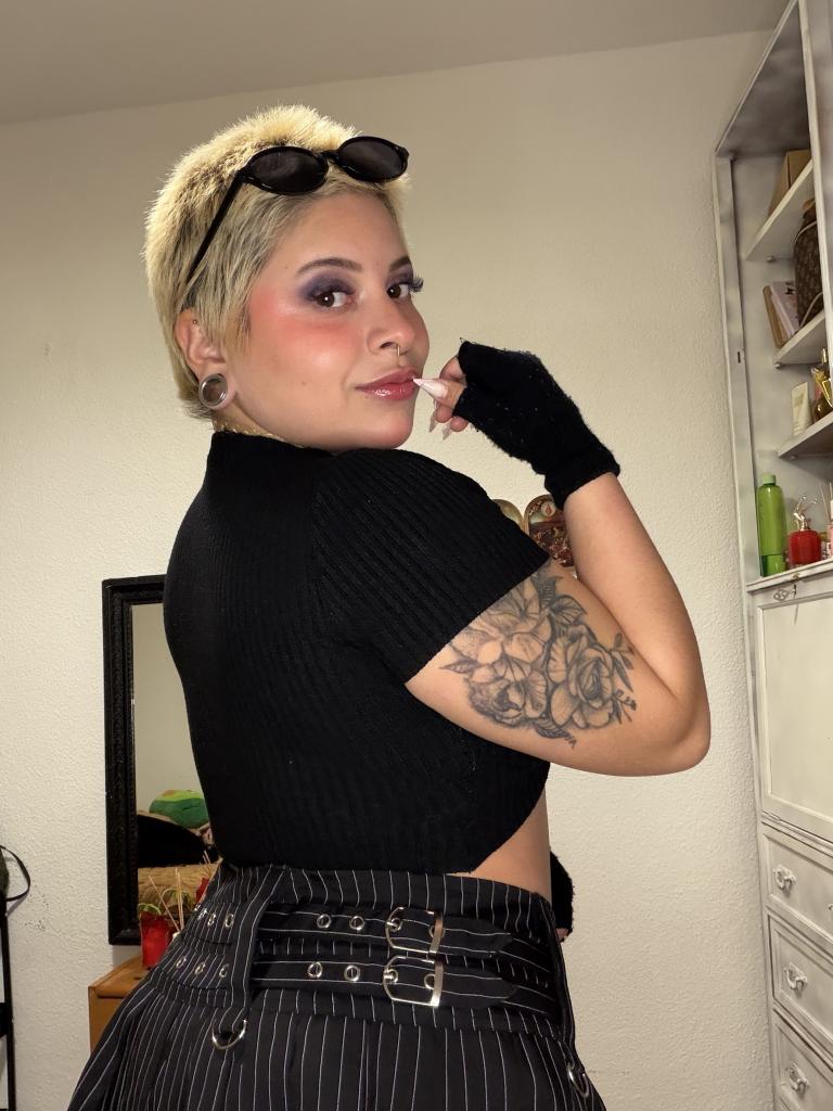 Chica busca chico en Granada: 