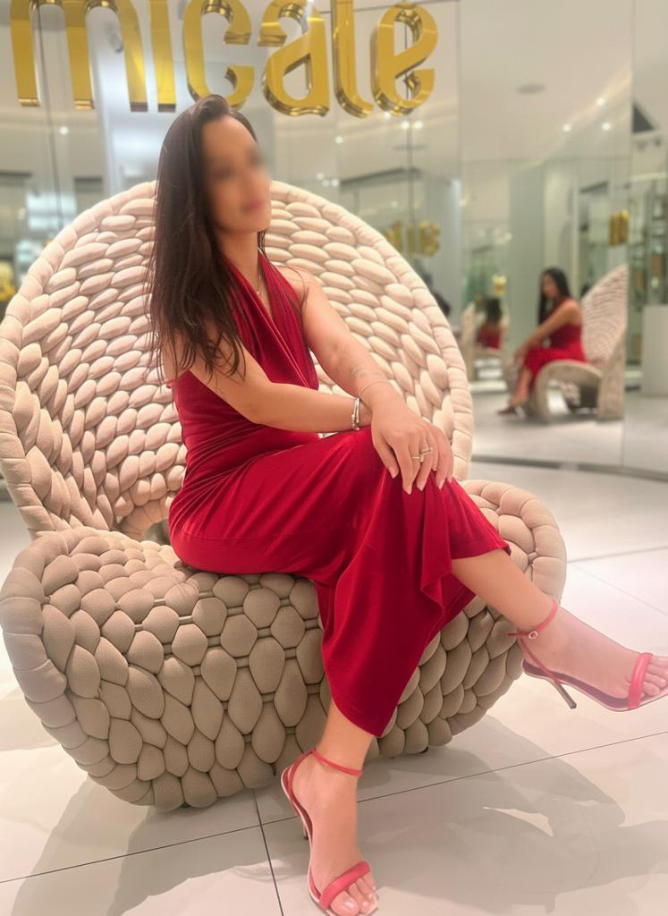 Chica busca chico en Sevilla: 