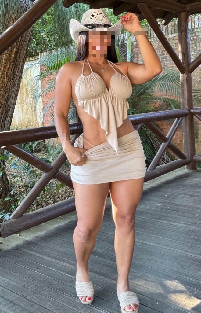 Chica busca chico en Tenerife: 