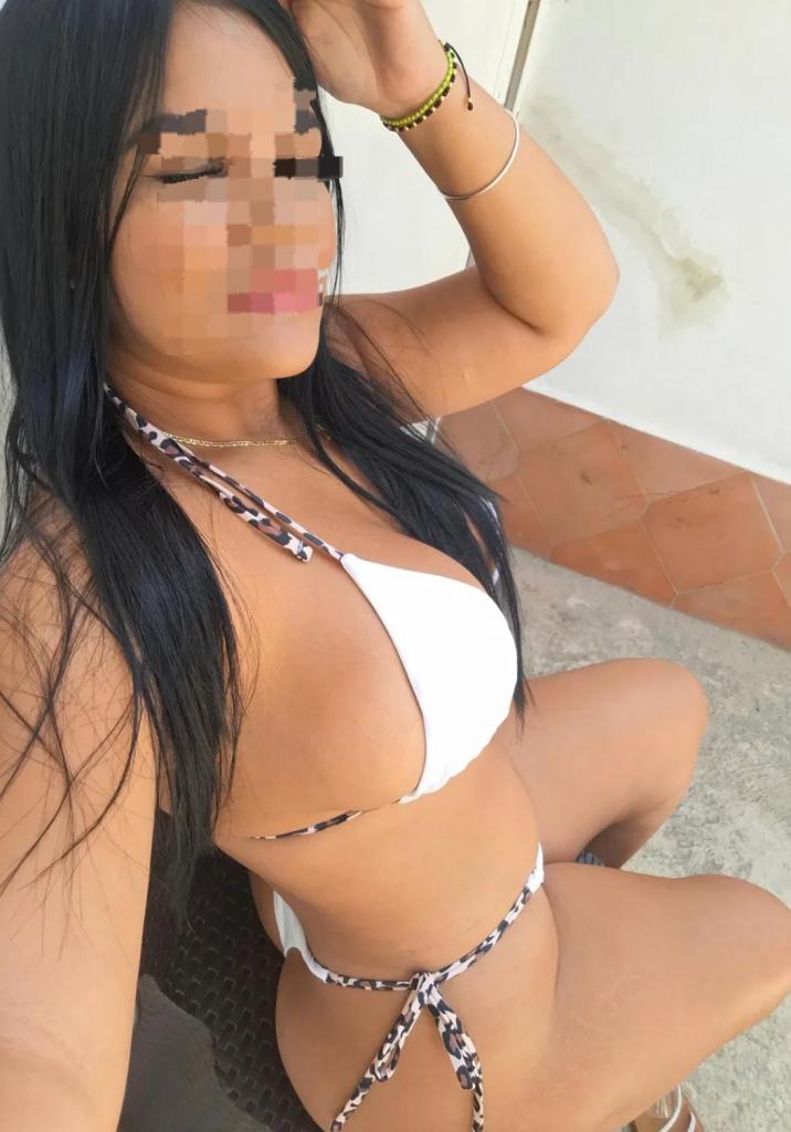 Chica busca chico en Cádiz: Chica busca chico