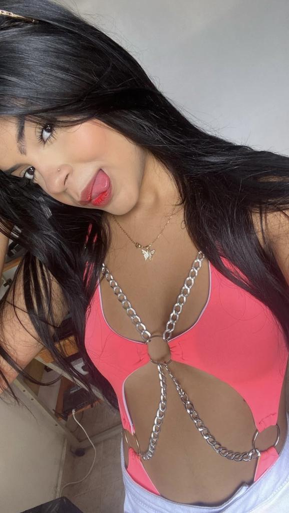 Chica busca chico en Cádiz: 