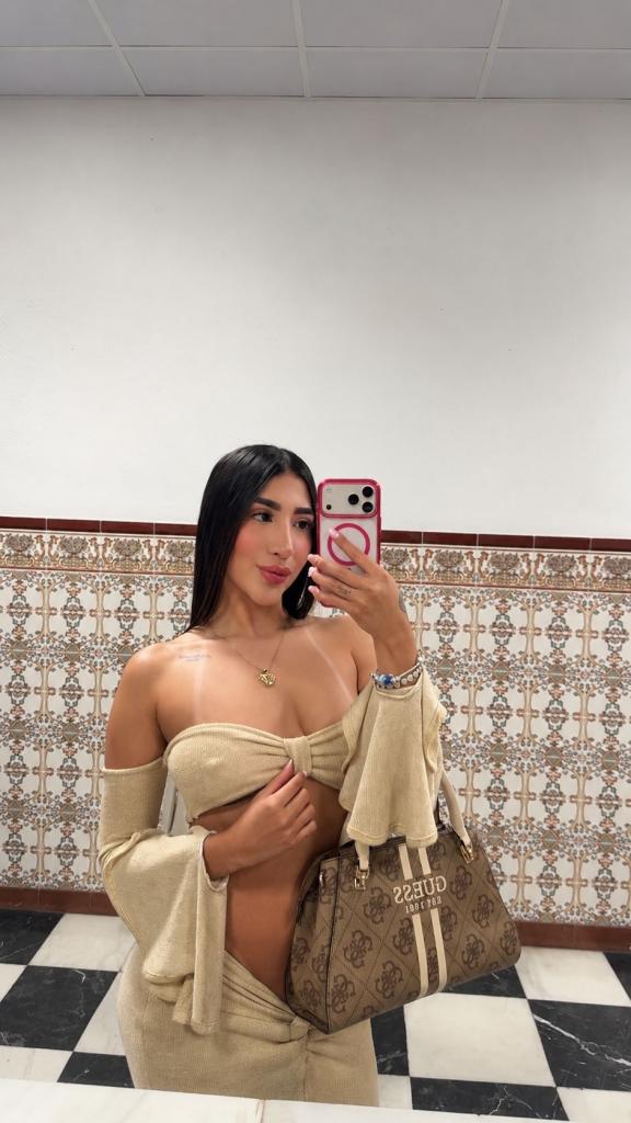 Chica busca chico en Barcelona: 