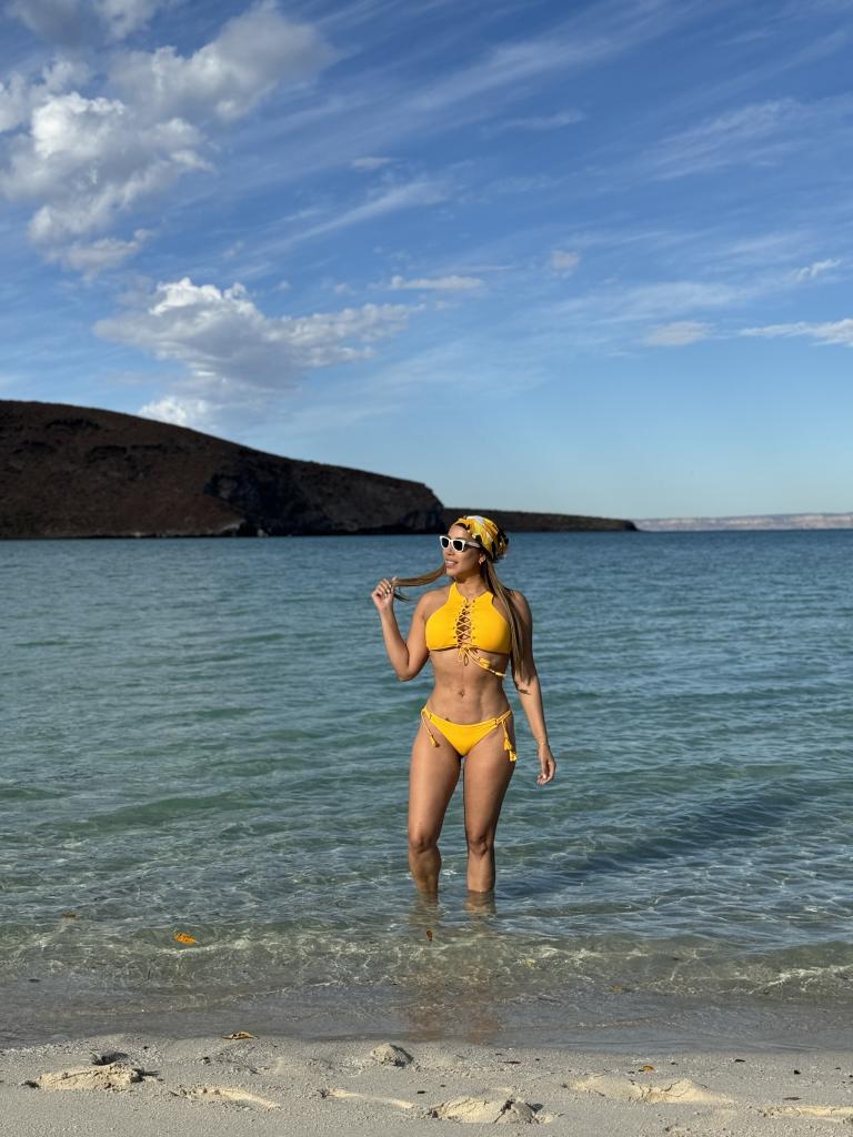 610370449: Chica busca chico en Murcia