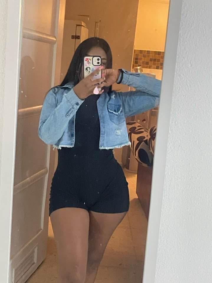 Chica busca chico en Cádiz: 