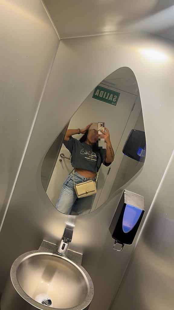 Chica busca chico en Sevilla: 