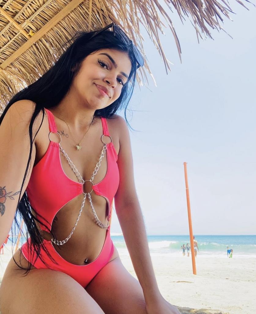 Chica busca chico en Cádiz: 