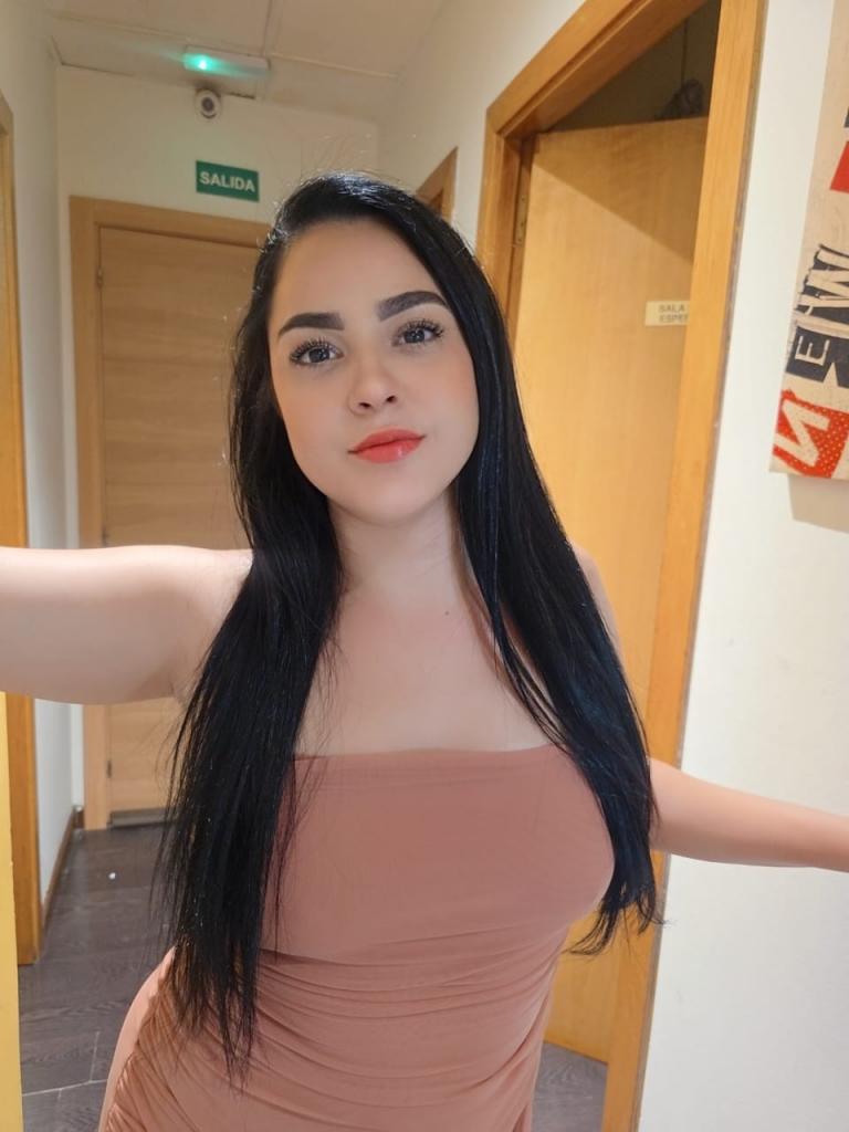682801586: Chica busca chico en Pontevedra