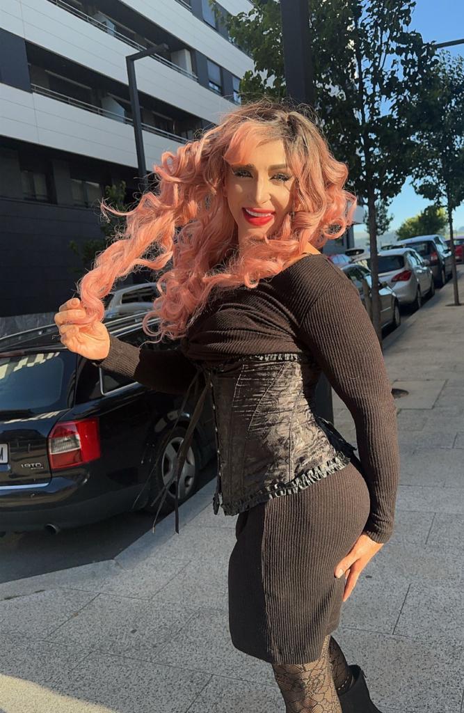 631357556: Travesti en Guipúzcoa