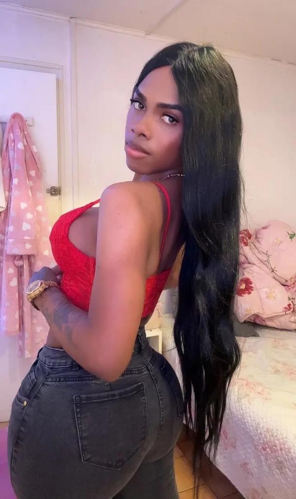 666473975: Travesti en Valencia