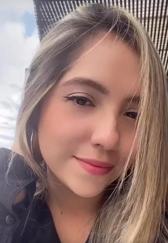 Chica busca chico en Tenerife: 