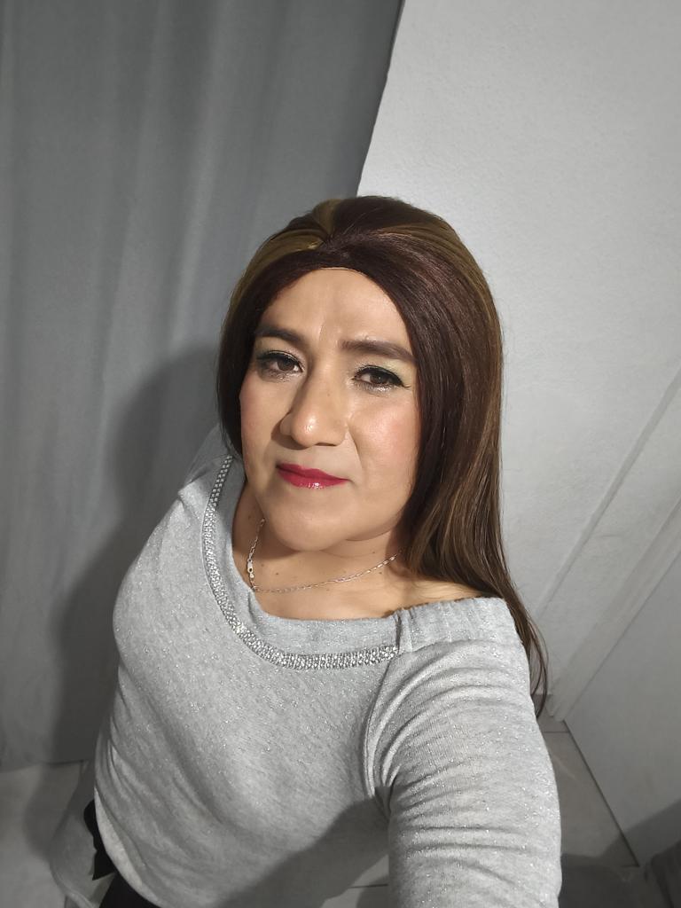 634010408: Chica busca chico en Madrid