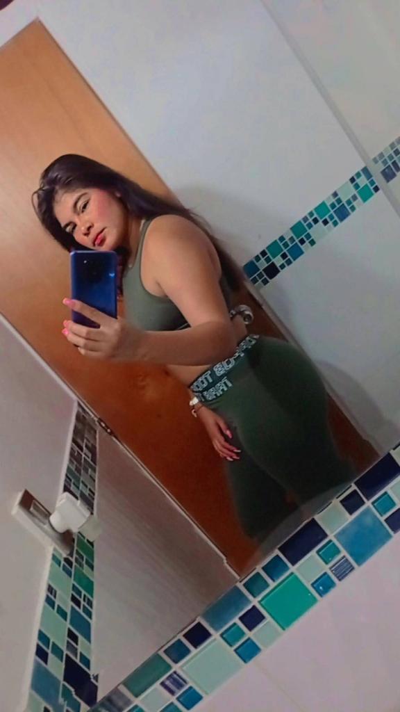 Chica busca chico en Granada: 