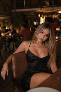603166615: Chico busca chica en Ibiza