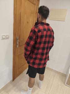 614038227: Chico busca chica en Alicante