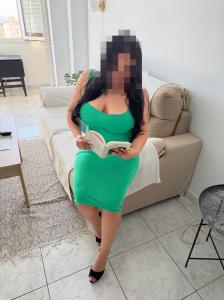 602149085: Chica busca chico en Barcelona