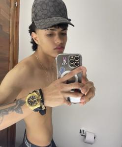 625752607: Chico busca chica en Barcelona