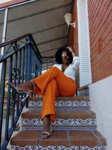 617091908: Chica busca chico en Madrid