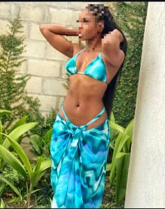 745031195: Chica busca chico en Tenerife