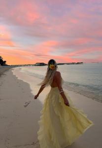 613263588: Chica busca chico en Mallorca
