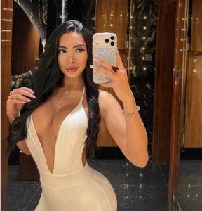 614488273: Chica busca chico en Mallorca