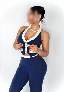 655897177: Chica busca chico en Asturias