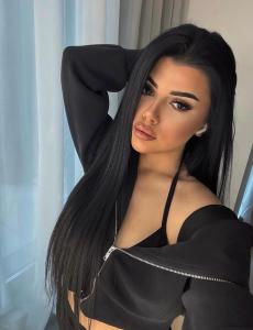 632904973: Chica busca chico en Málaga