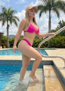 641550349: Chica busca chico en Navarra