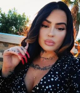 611243325: Chica busca chico en Madrid