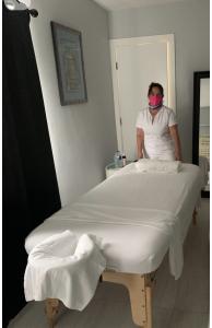603255753: Chica busca chico en Murcia