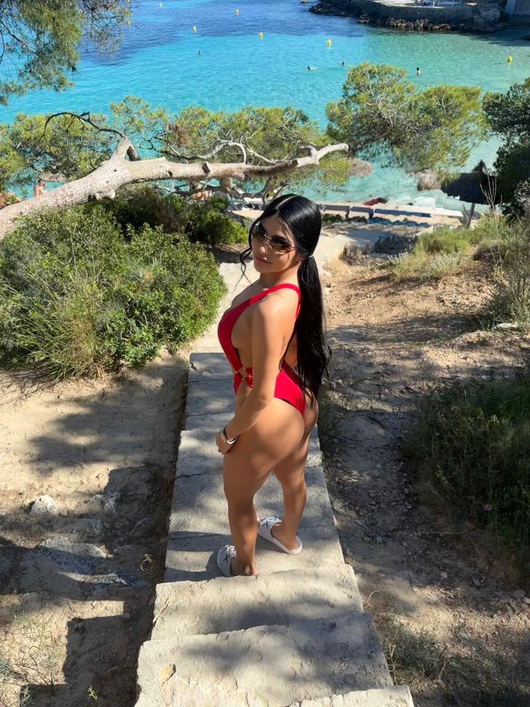 Chica busca chico en Mallorca: Chica busca chico