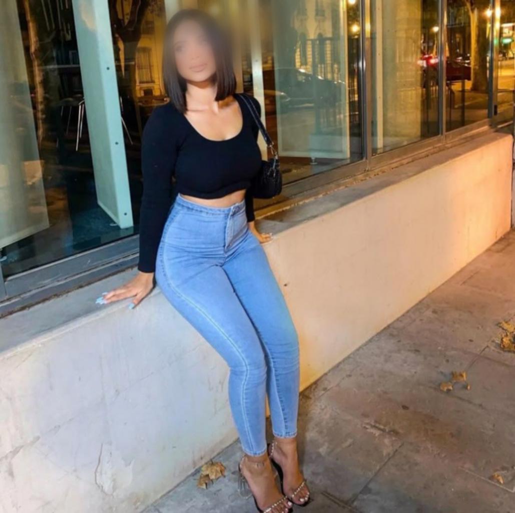 Chica busca chico en Gerona: 