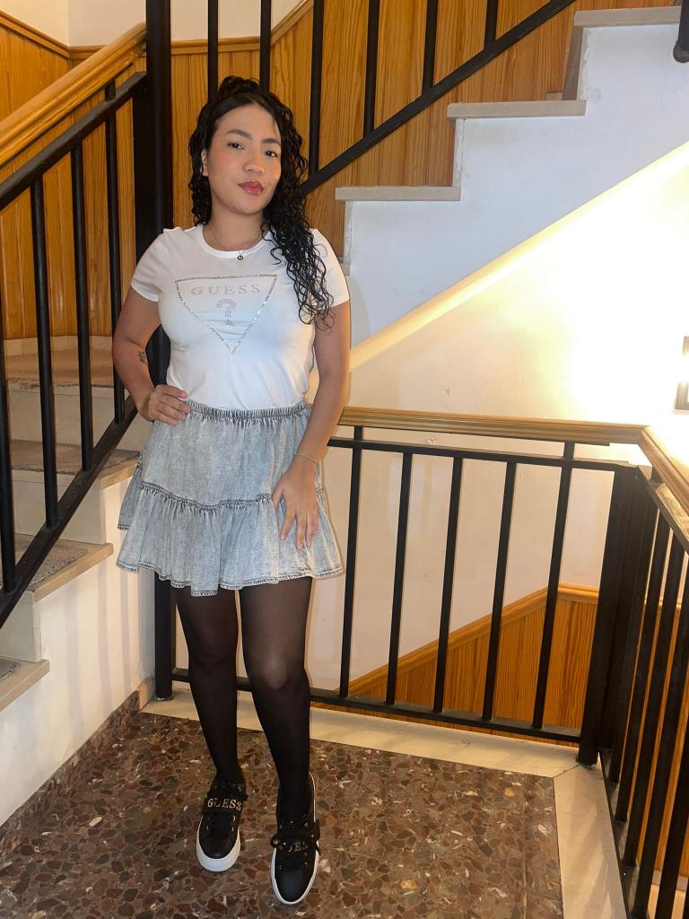 Chica busca chico en Alicante: 