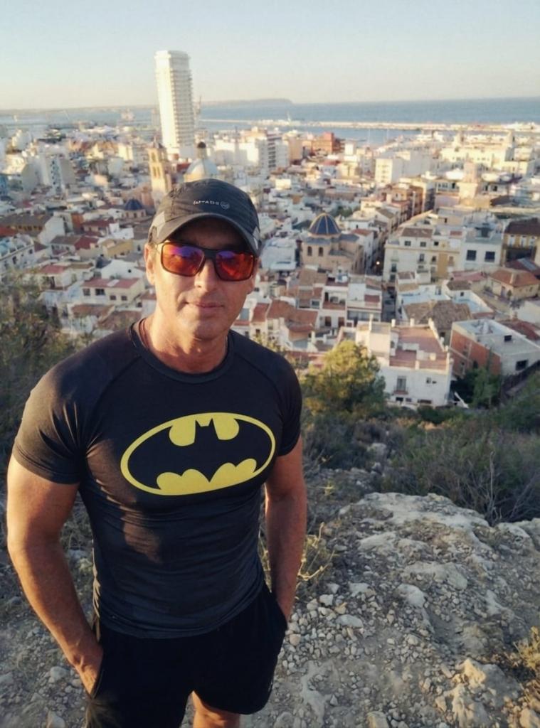 Chico busca chica en Alicante: 