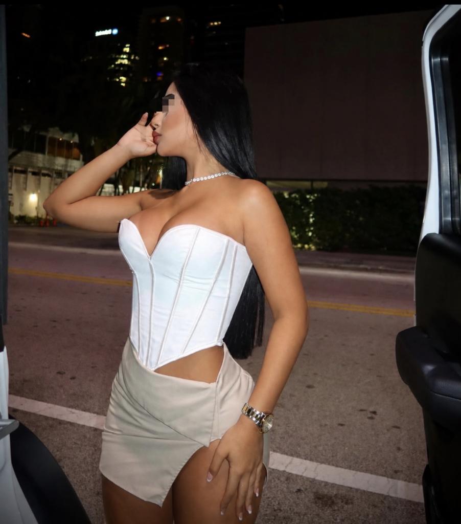 Chica busca chico en Alicante: 
