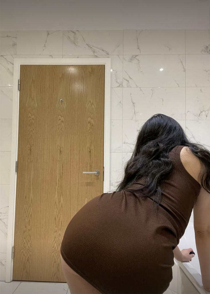 666440479: Chica busca chico en Barcelona