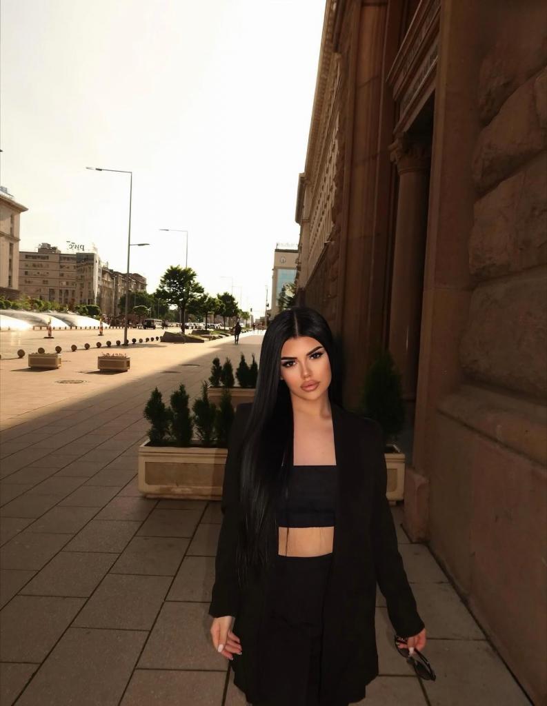 632904973: Chica busca chico en Málaga