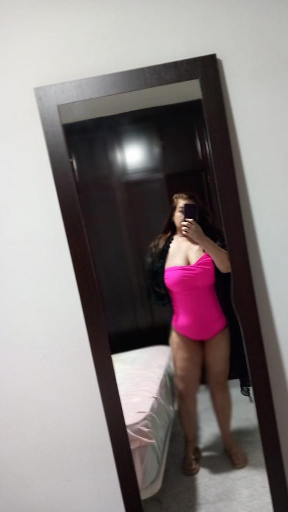 Chica busca chico en Sevilla: 