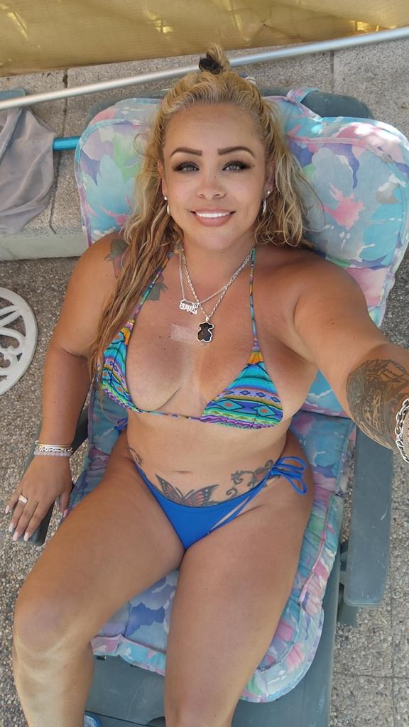 Chica busca chico en Granada: 