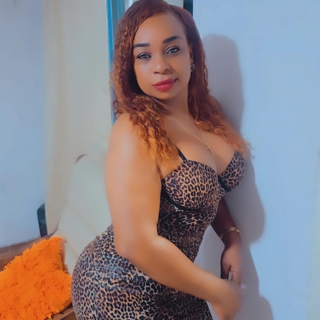 623579799: Chica busca chico en Almería