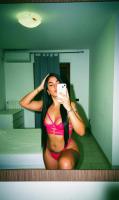 697359645: Chica busca chico en Barcelona