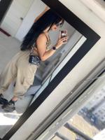 647368846: Chica busca chico en Málaga