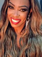 658892055: Chica busca chico en Barcelona